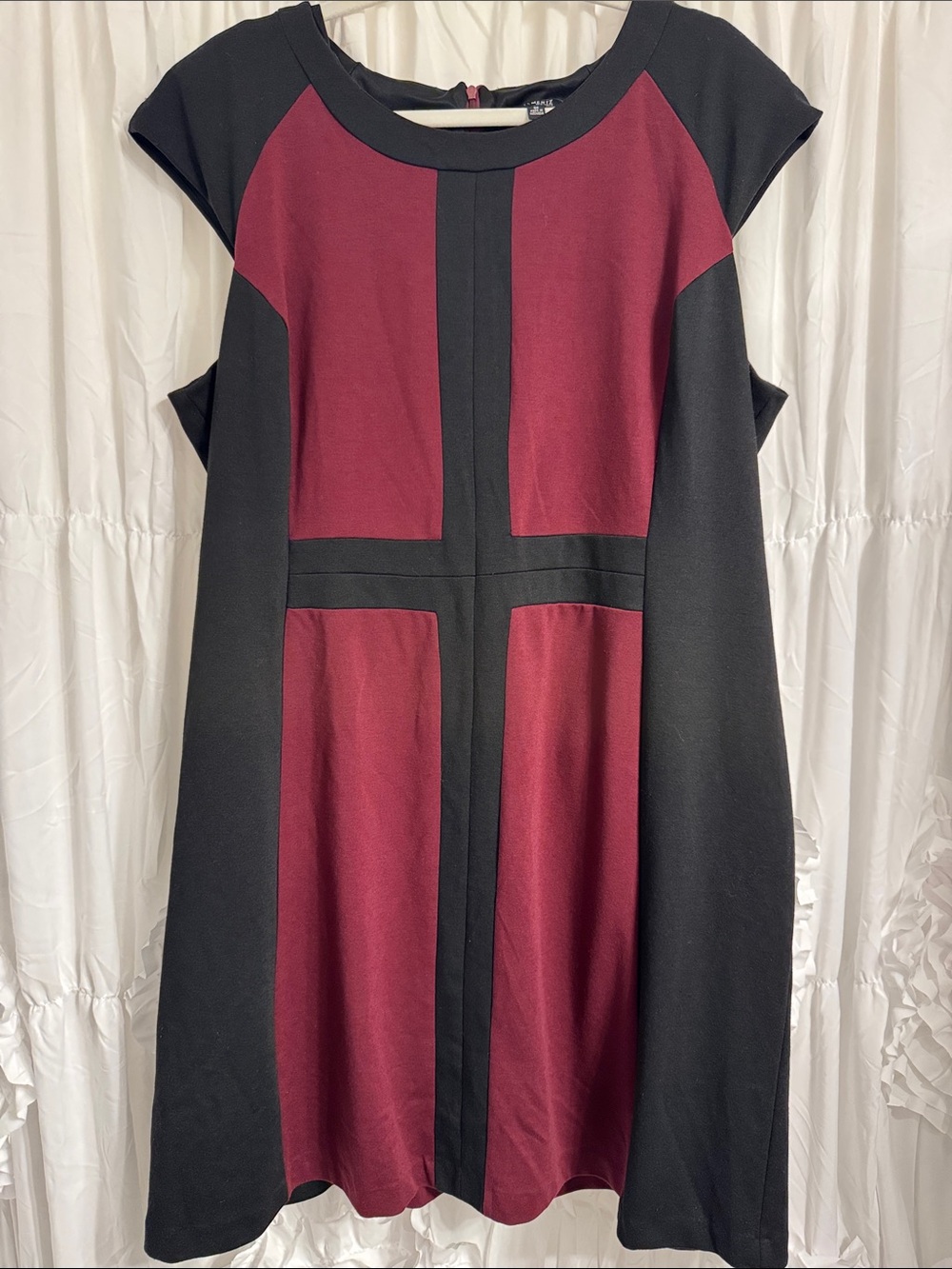 Elementz Black and Burgundy Colorblock Mini Dress